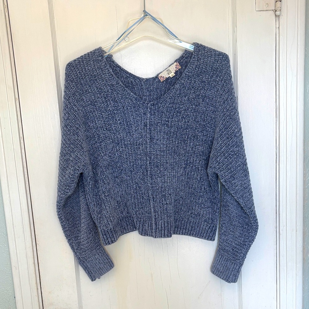 Pink Rose Heathered Blue V-Neck Sweater
